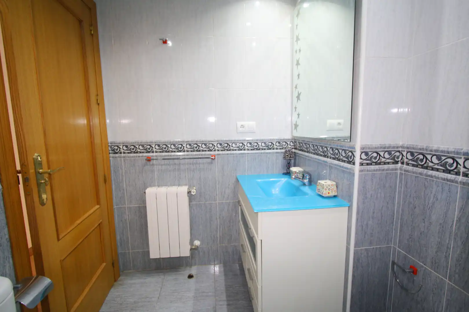 Baño de Piso en venta en Albacete con Calefacción, Trastero y Amueblado