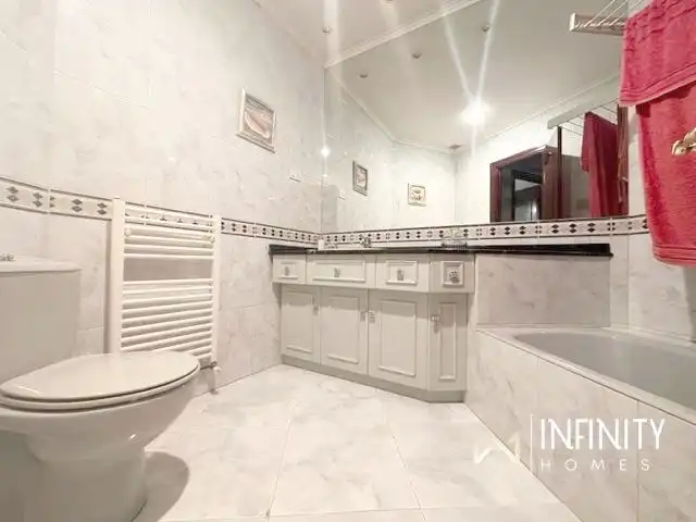 Baño de Piso de alquiler en Bilbao  con Calefacción