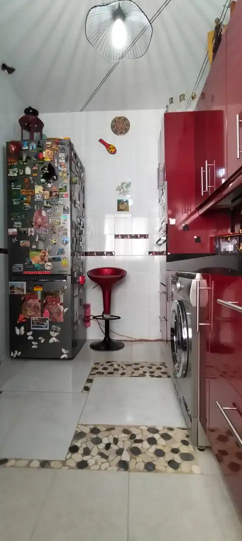 Cocina de Piso en venta en Sevilla con Terraza, Horno y Lavadora