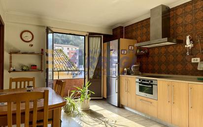 Kitchen of Flat for sale in Soraluze / Plasencia de las Armas  with Heating