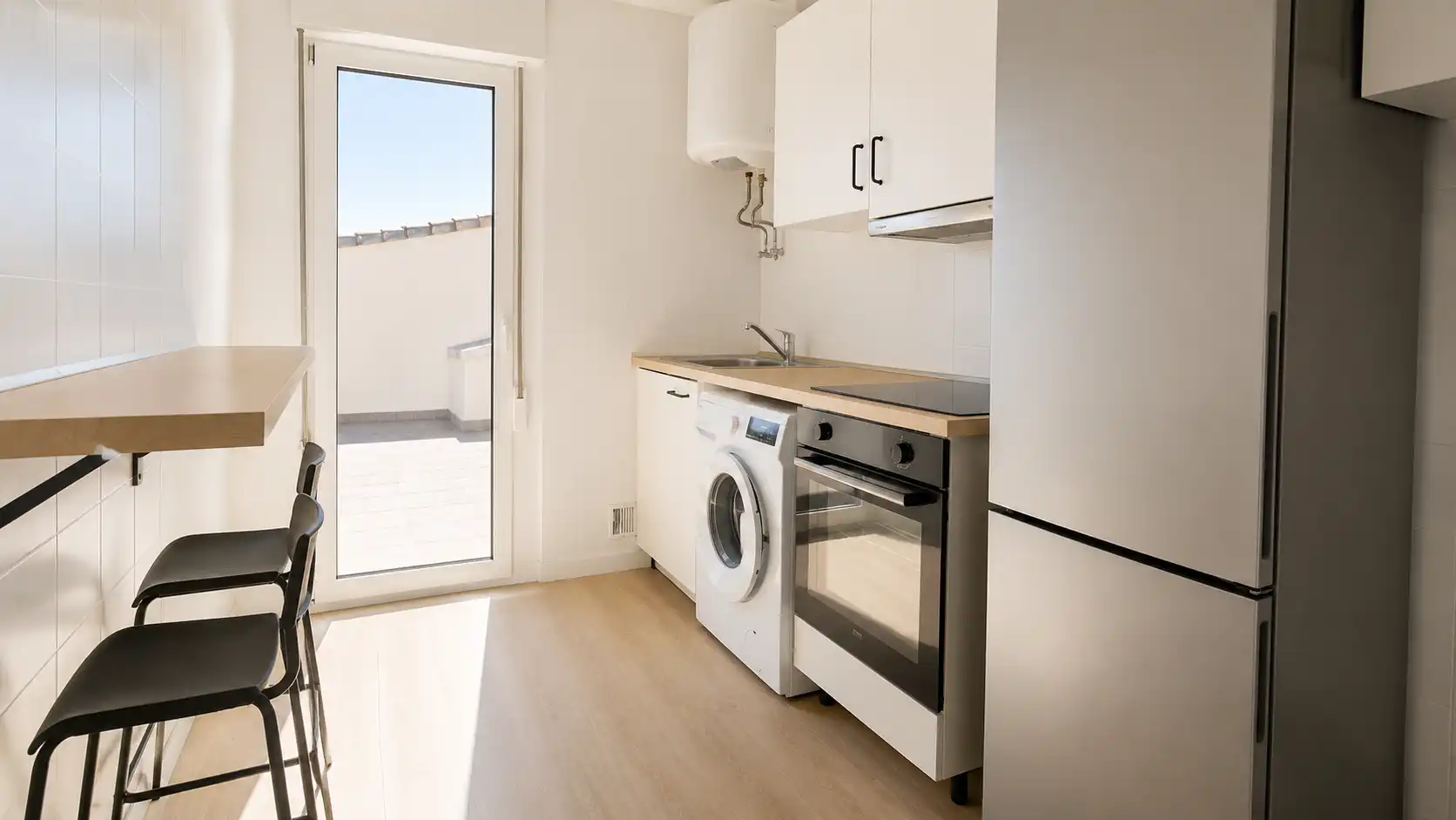 Kitchen of Flat for sale in Cuarte de Huerva  with Furnished
