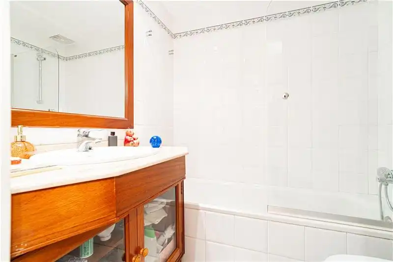 Badezimmer von Maisonette zum Verkauf in  Palma de Mallorca mit Klimaanlage und Terrasse