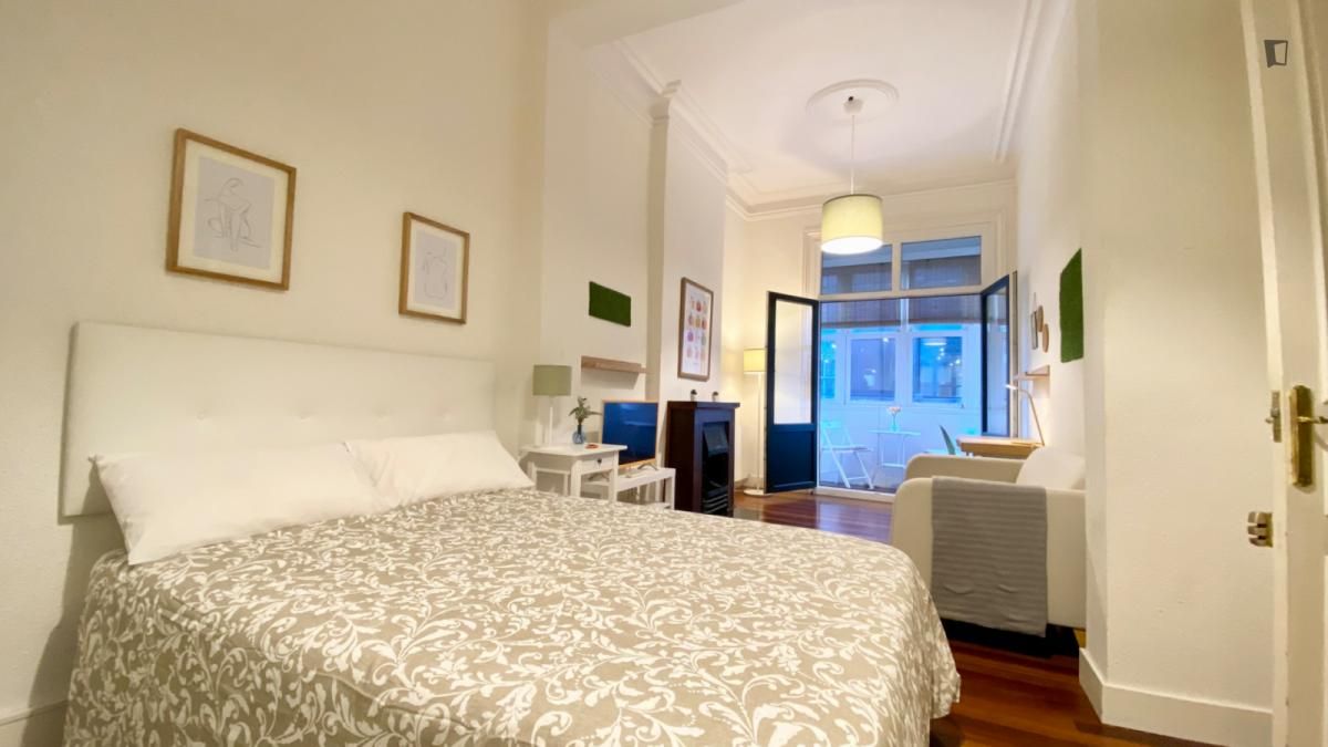 Apartment to share in Plaza Circular