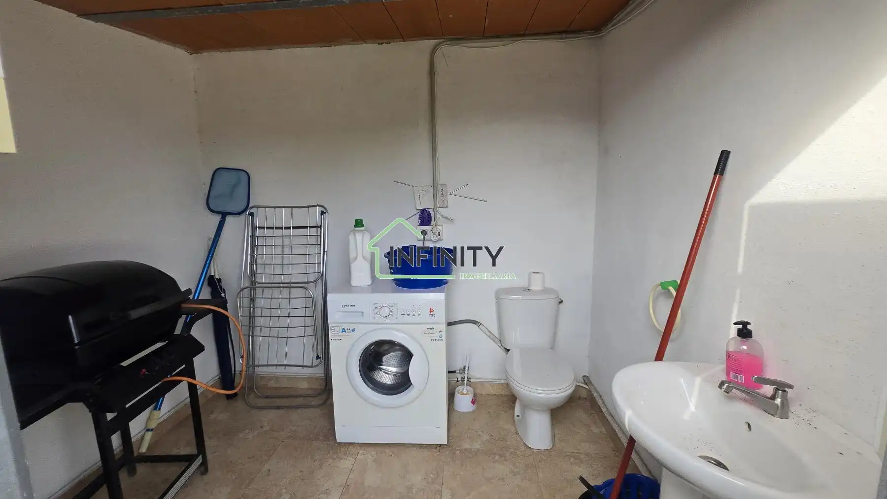 Casa o chalet en venta en Tavernes de la Valldigna con Aire acondicionado, Trastero y Piscina