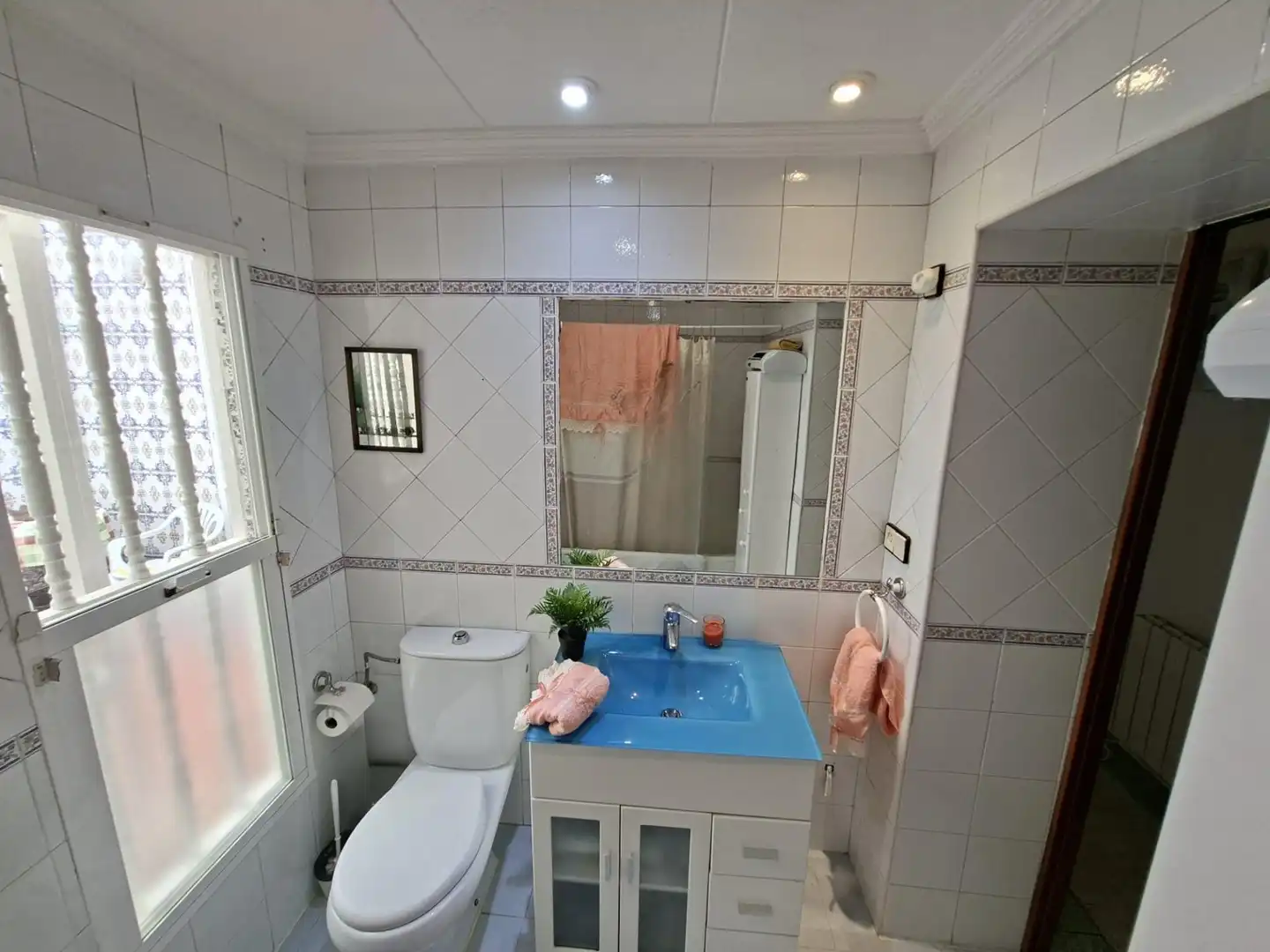Baño de Piso en venta en Badajoz con Aire acondicionado y Calefacción