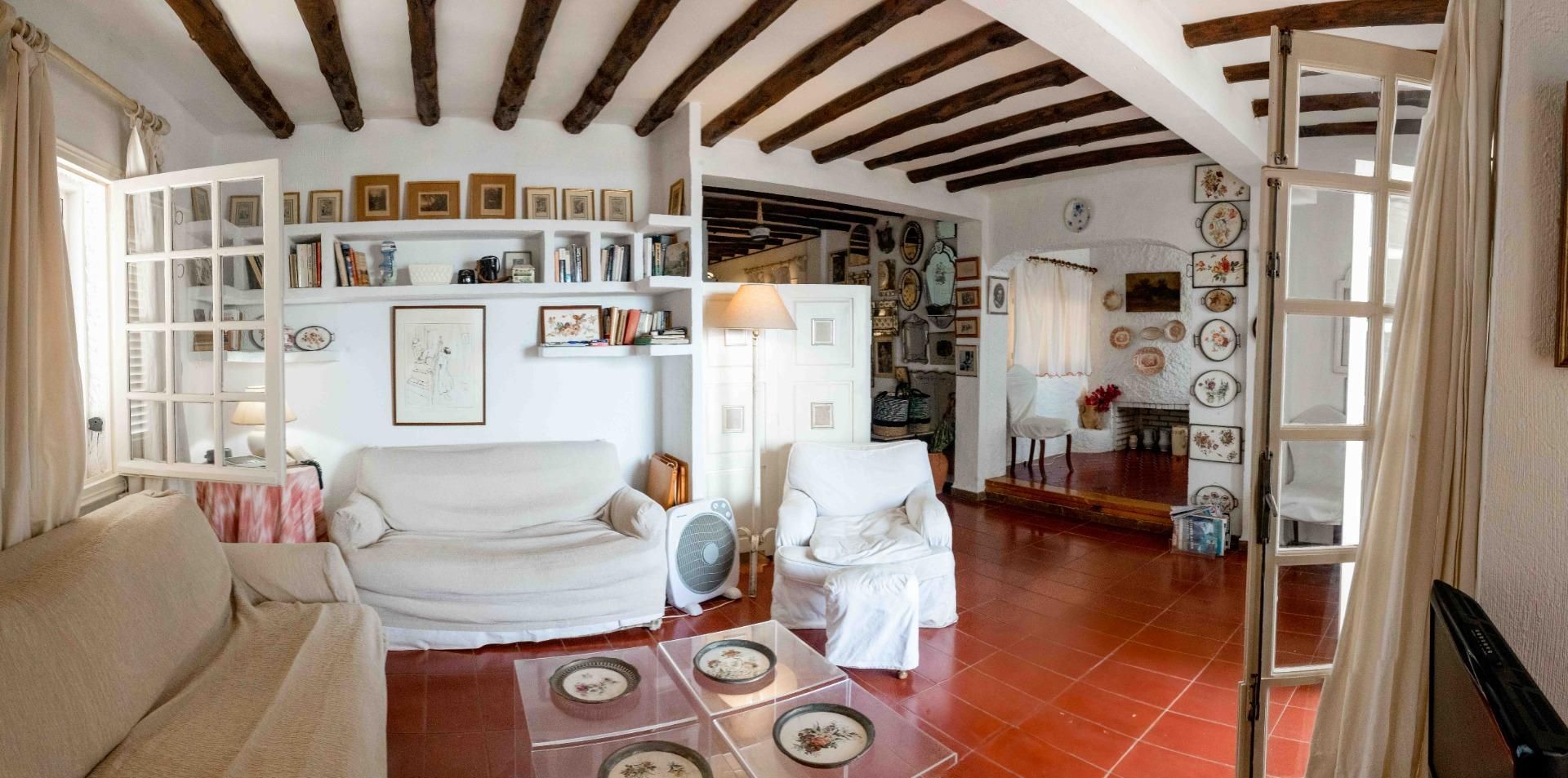 Sala d'estar de Pis de lloguer en Roquetas de Mar amb Terrassa