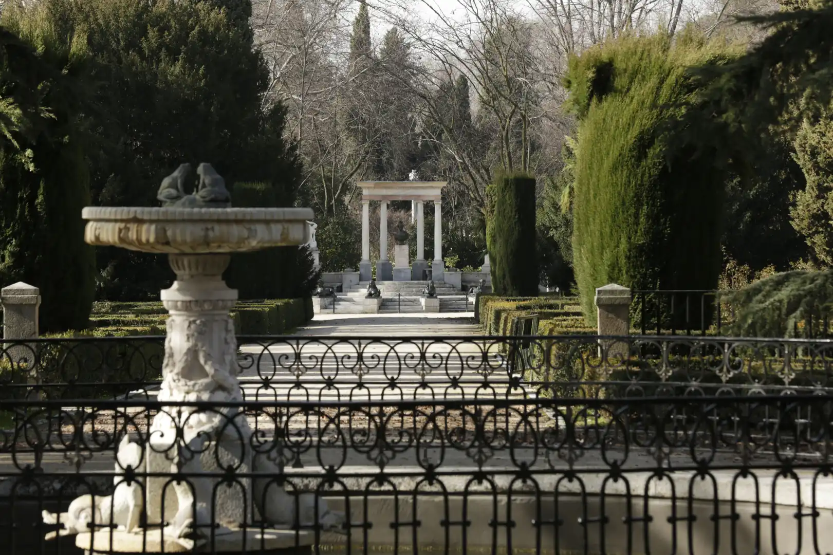 Jardín de Oficina en venta en Madrid con Aire acondicionado, Calefacción y Terraza