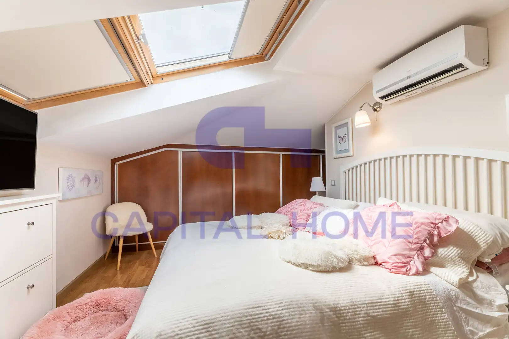 Habitación de Dúplex en venta en Navalcarnero con Aire acondicionado, Calefacción y Trastero