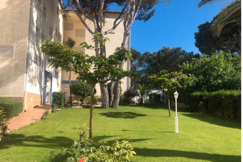 Jardí de Dúplex en venda en L'Escala amb Aire condicionat, Calefacció i Terrassa