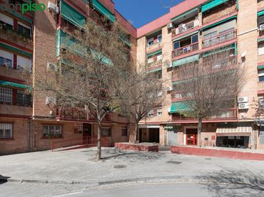 Piso con ascensor en venta en Plaza DEL POETA JUAN BOSCAN 6