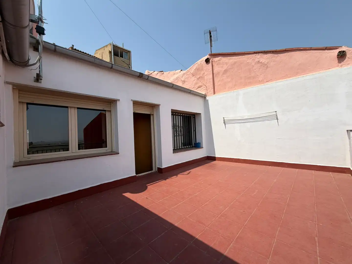 Vista exterior de Casa o xalet en venda en Caspe amb Aire condicionat, Calefacció i Terrassa