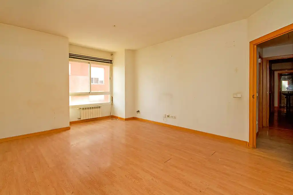 Sala d'estar de Pis en venda en Ciempozuelos amb Calefacció, Parquet i Piscina