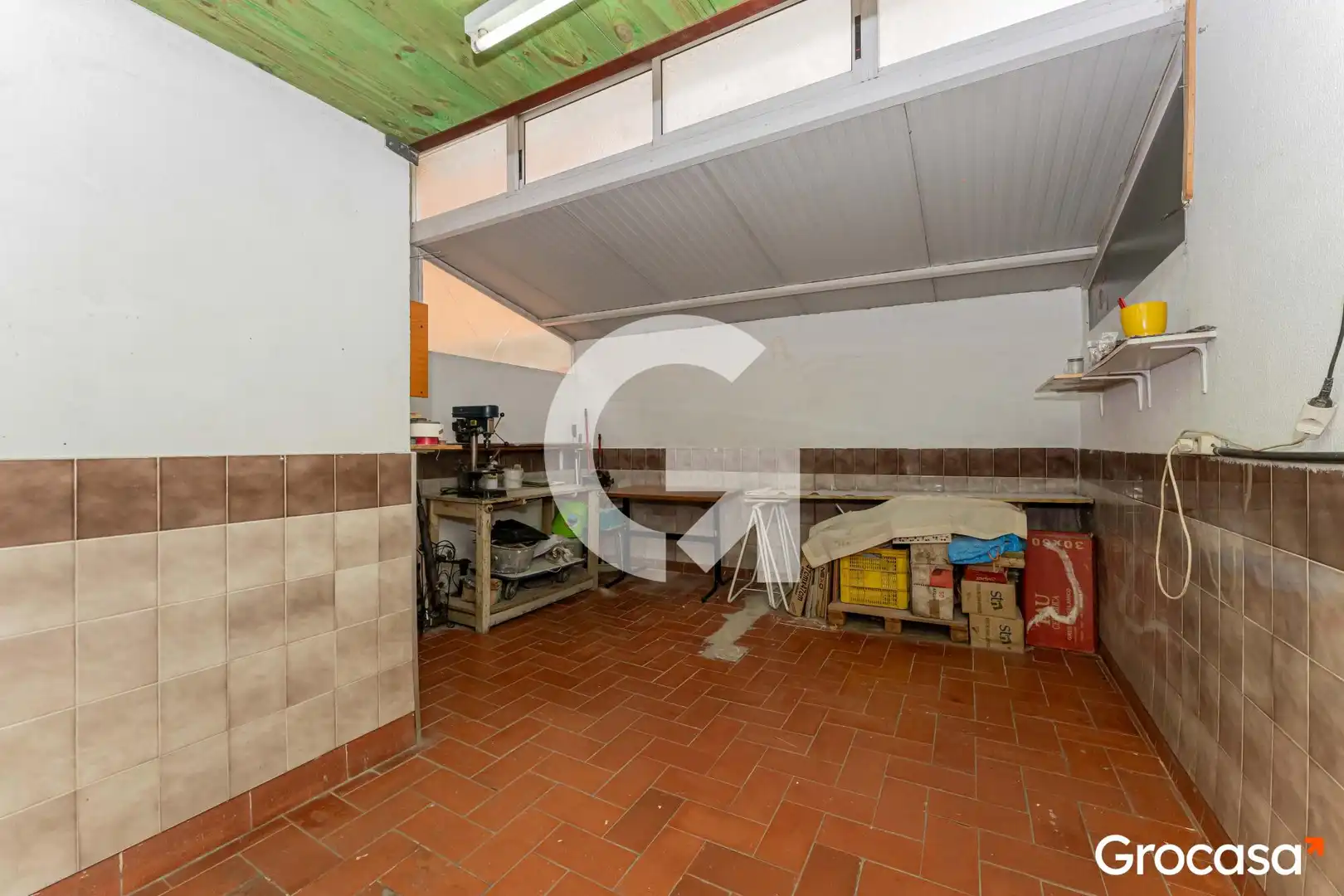 Cocina de Casa adosada en venta en Cornellà de Llobregat con Aire acondicionado, Calefacción y Trastero