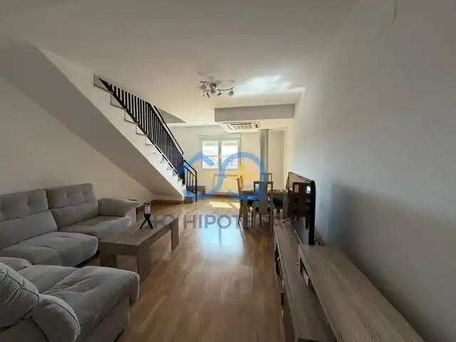 Sala de estar de Dúplex en venta en Numancia de la Sagra con Aire acondicionado, Calefacción y Alarma
