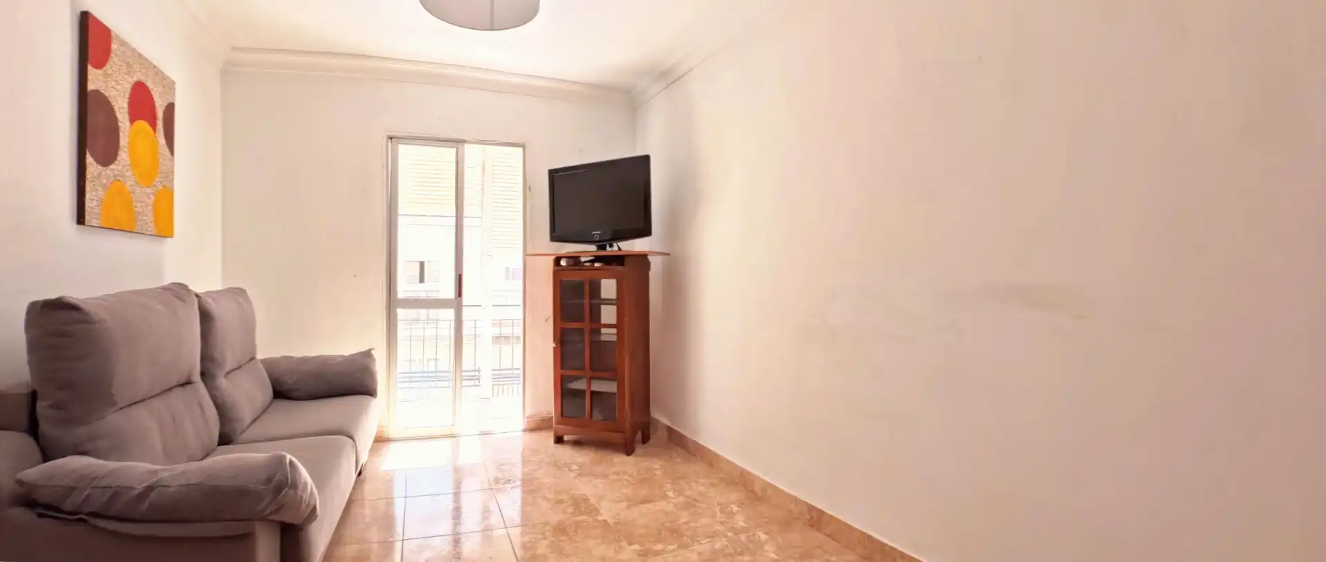 Living room of Flat for sale in Sevilla  with Air Conditioner, Furnished and Balcony