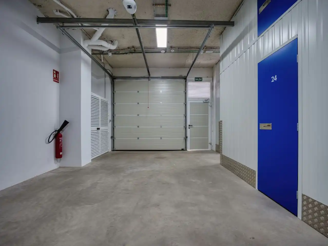 Storage room for rent in Sevilla  with Alarm