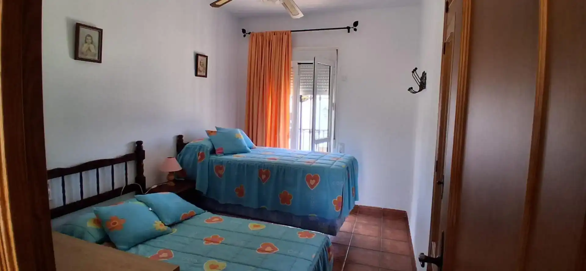 Dormitori de Casa adosada en venda en El Real de la Jara amb Aire condicionat, Jardí privat i Traster