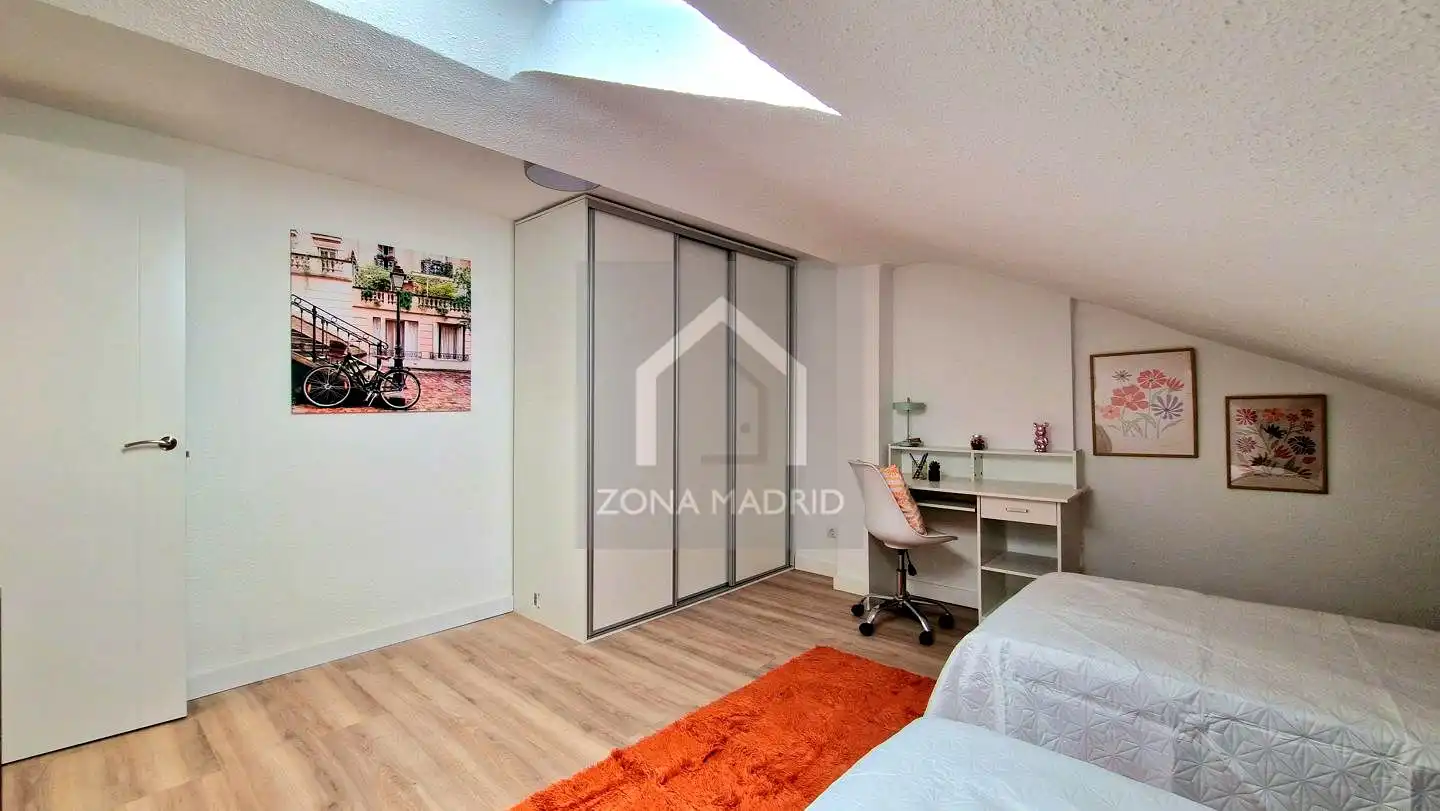 Habitación de Piso en venta en Madrid con Aire acondicionado, Terraza y Amueblado