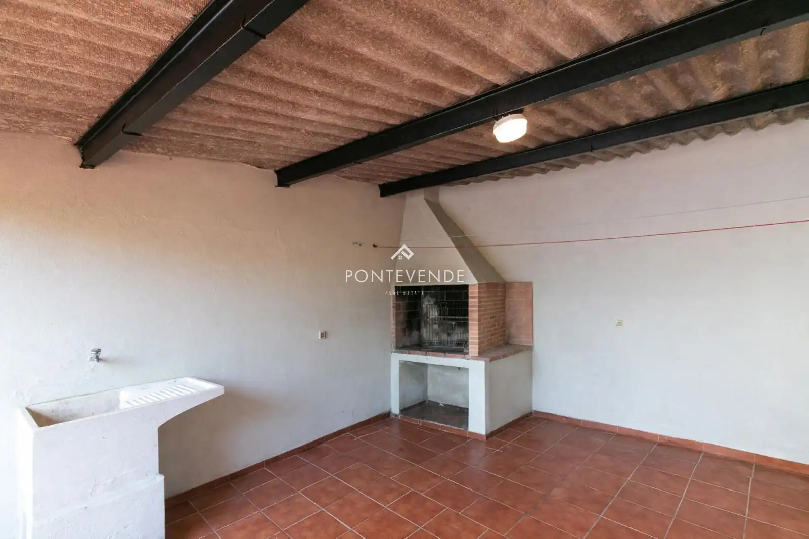 Cocina de Casa o chalet en venta en Vigo  con Calefacción, Trastero y Piscina