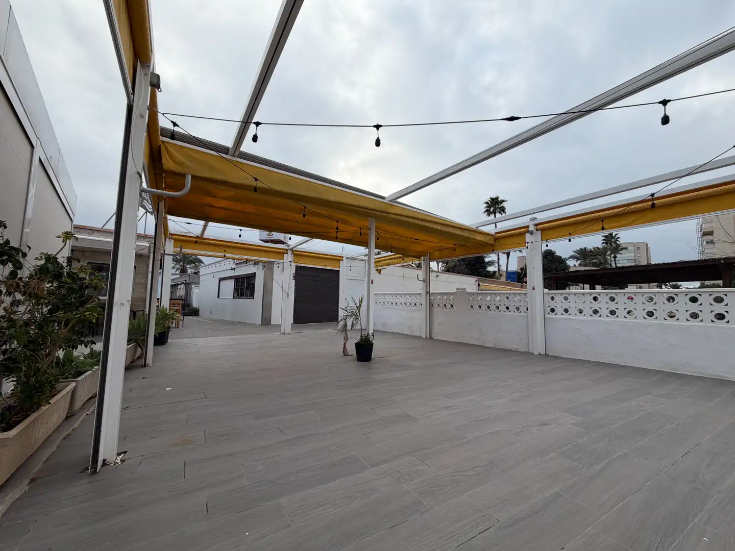 Terraza de Local en venta en Alicante / Alacant con Aire acondicionado, Terraza y Amueblado