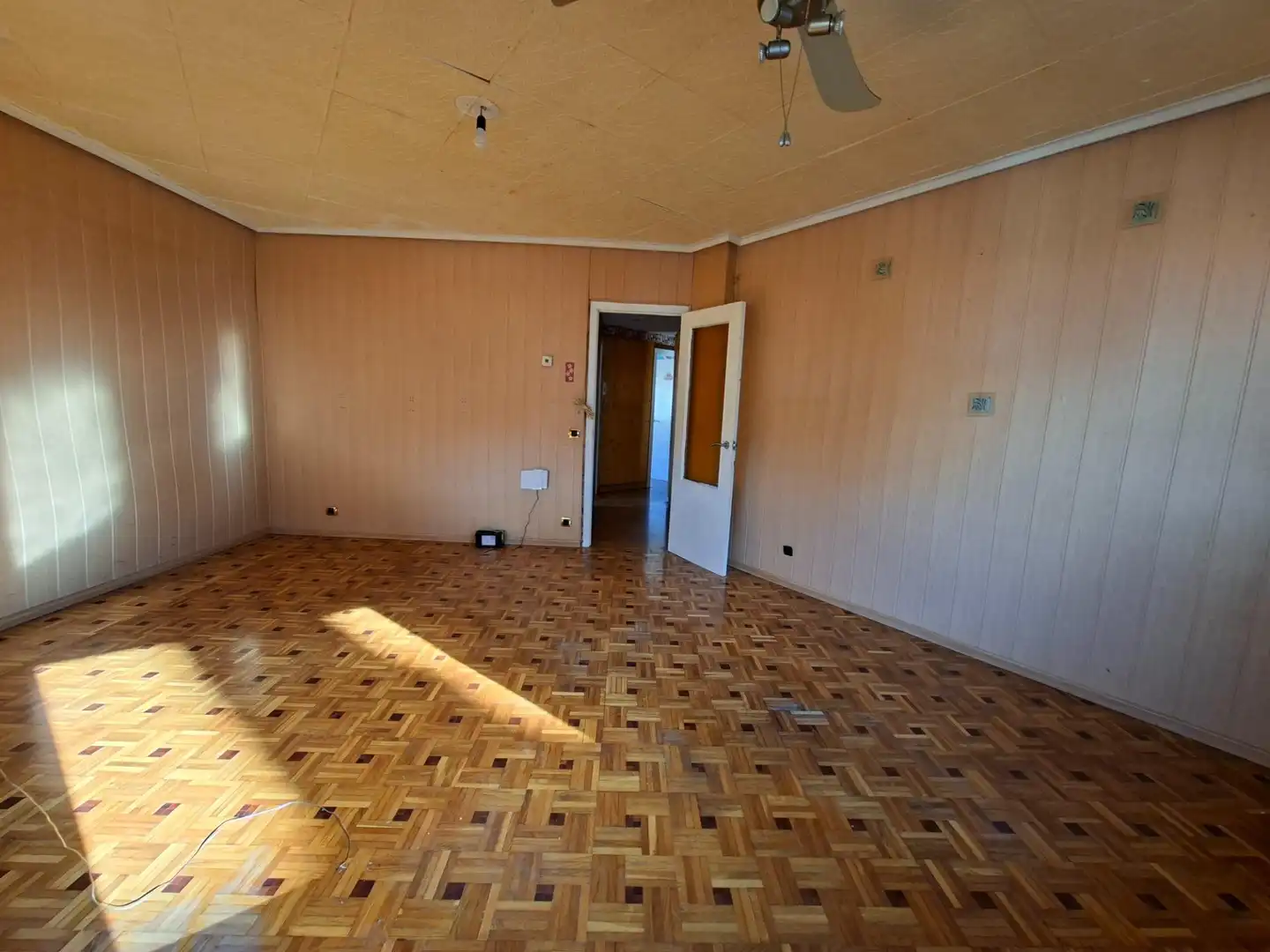 Habitación de Ático en venta en Llanera con Calefacción