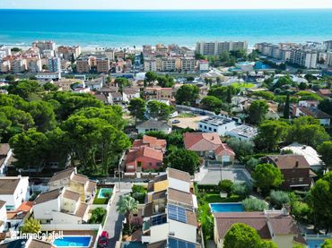 Villa à vendre à Ferradura 5