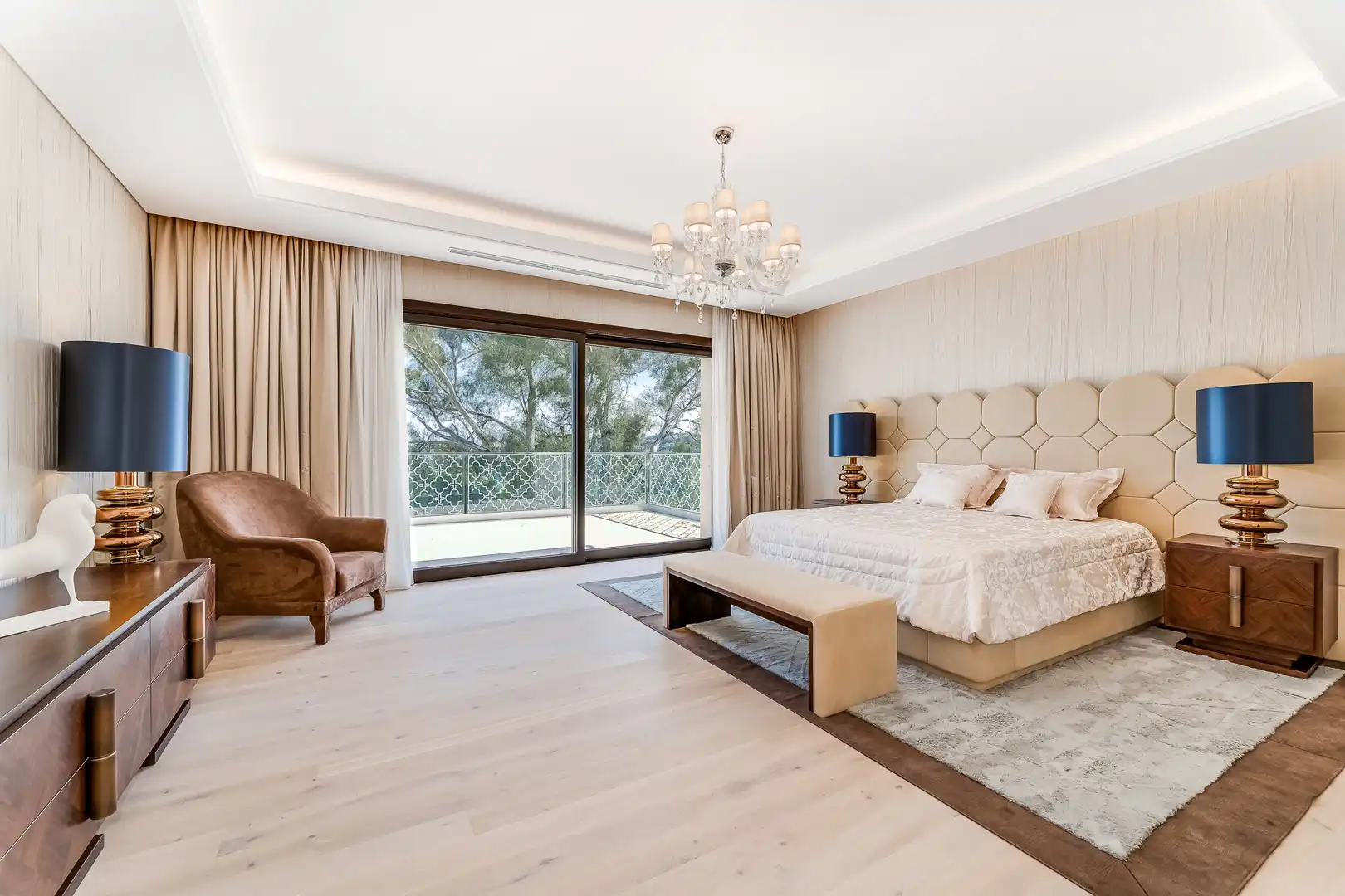 Villa mit Pool zum Verkauf in Nueva Andalucía, imagen 14