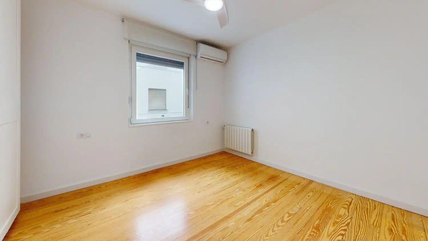 Schlafzimmer von Wohnung zur Miete in Casco Antiguo
