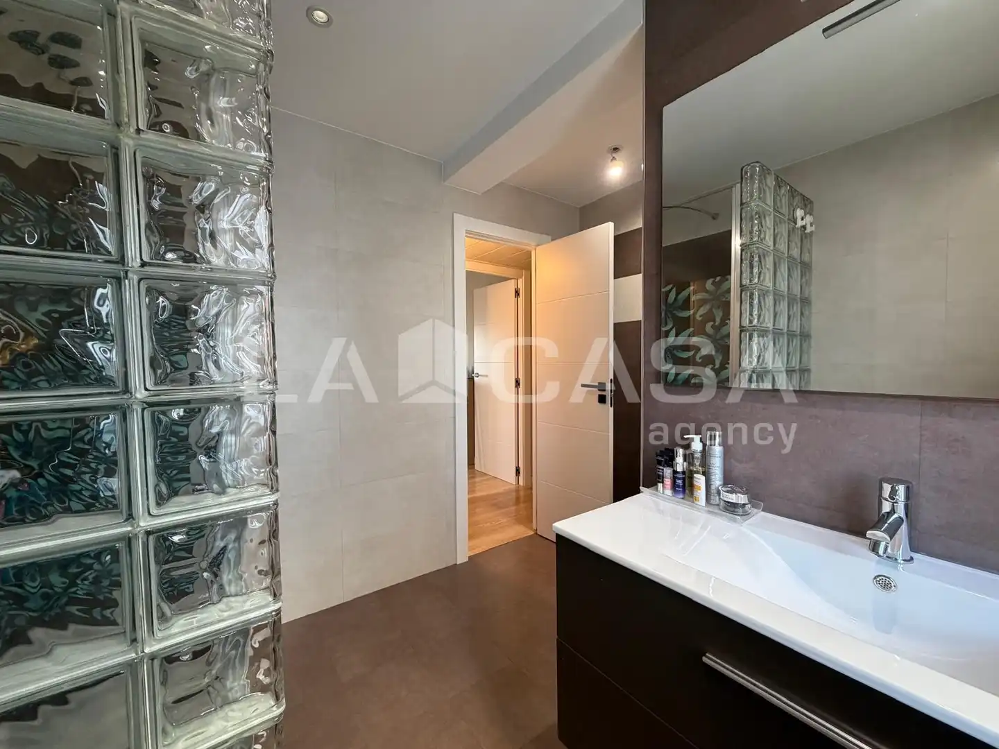 Bathroom of Flat for sale in Singuerlín