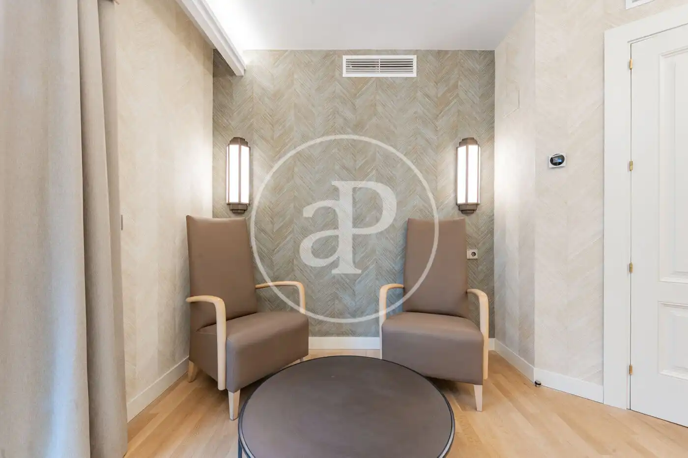 Flat for rent in Madrid  with Air Conditioner, Heating and Terrace