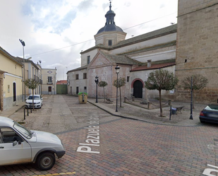 Vista exterior de Pis en venda en El Puente del Arzobispo