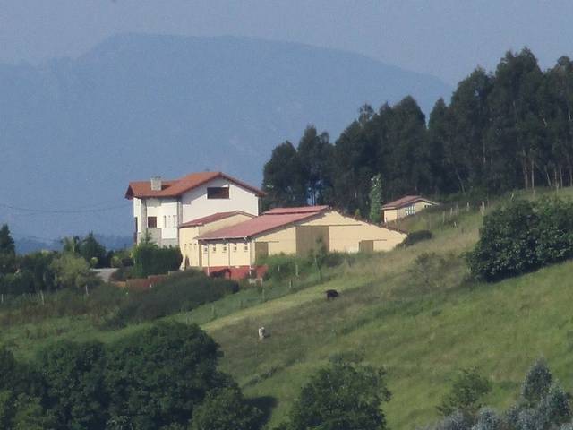 Casa-chalet en Venta en Candamo