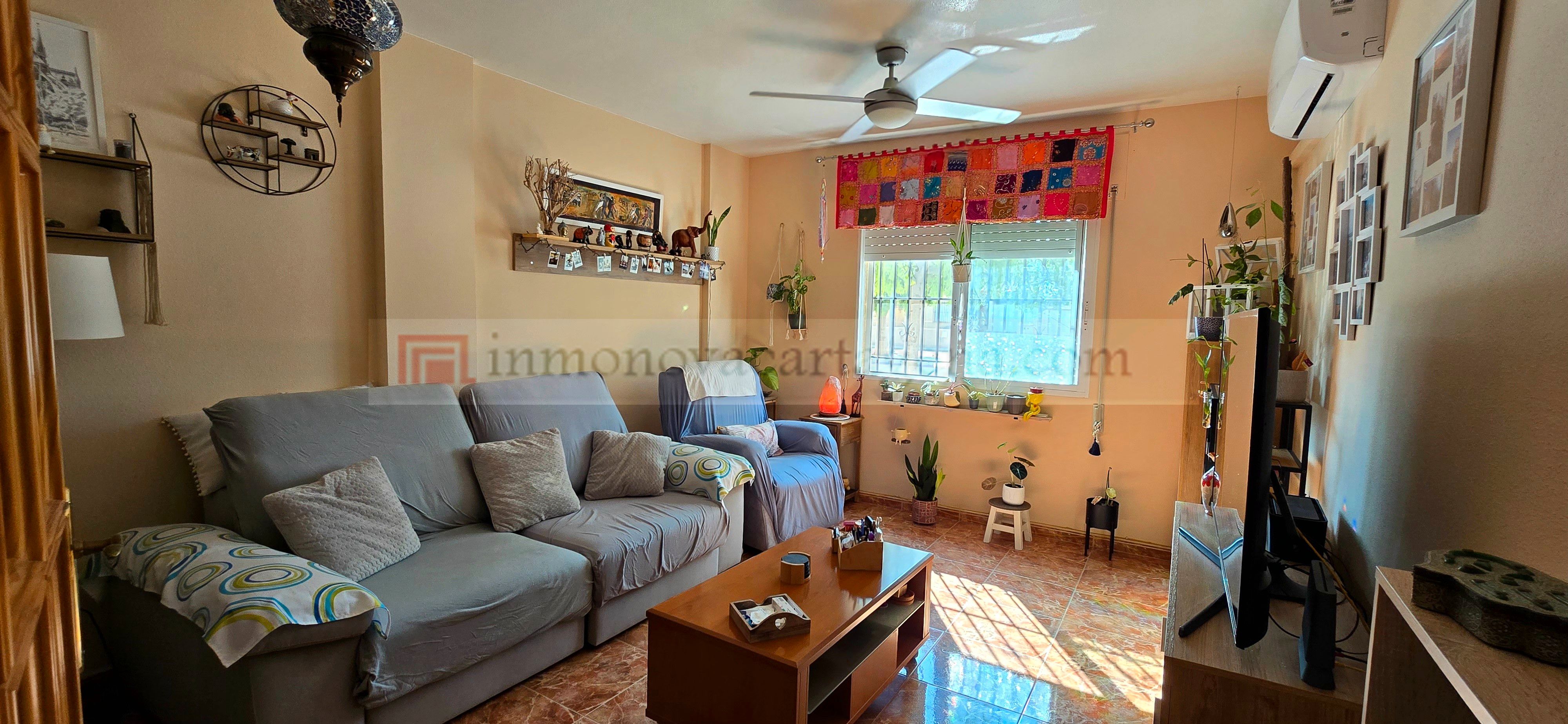 Sala d'estar de Casa o xalet en venda en Cartagena amb Aire condicionat, Terrassa i Traster