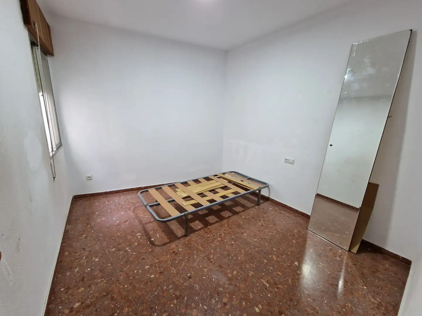 Habitación de Piso en venta en Fernán-Núñez con Aire acondicionado, Terraza y Trastero