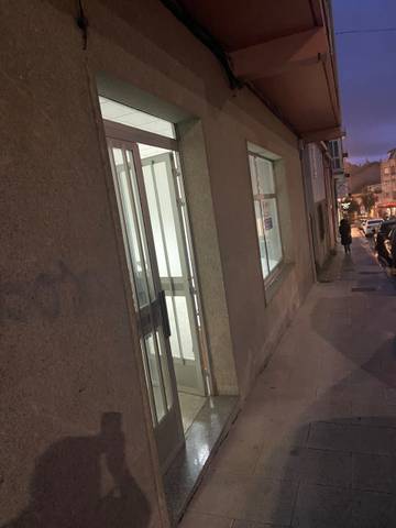 Local comercial en Alquiler en Lalín