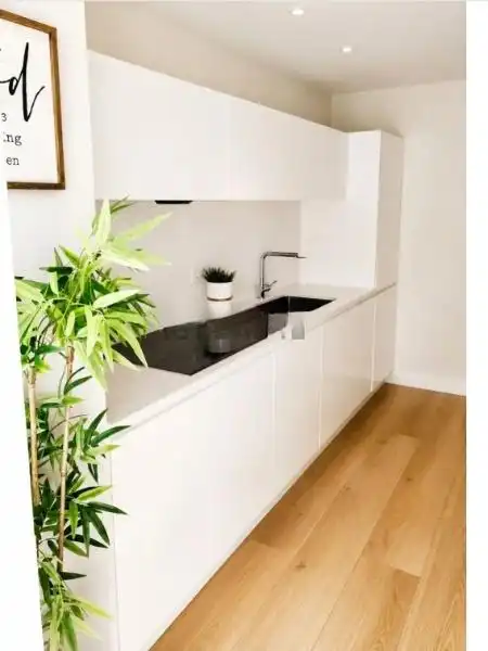 Cocina de Apartamento en venta en Madrid con Aire acondicionado, Calefacción y Jardín privado