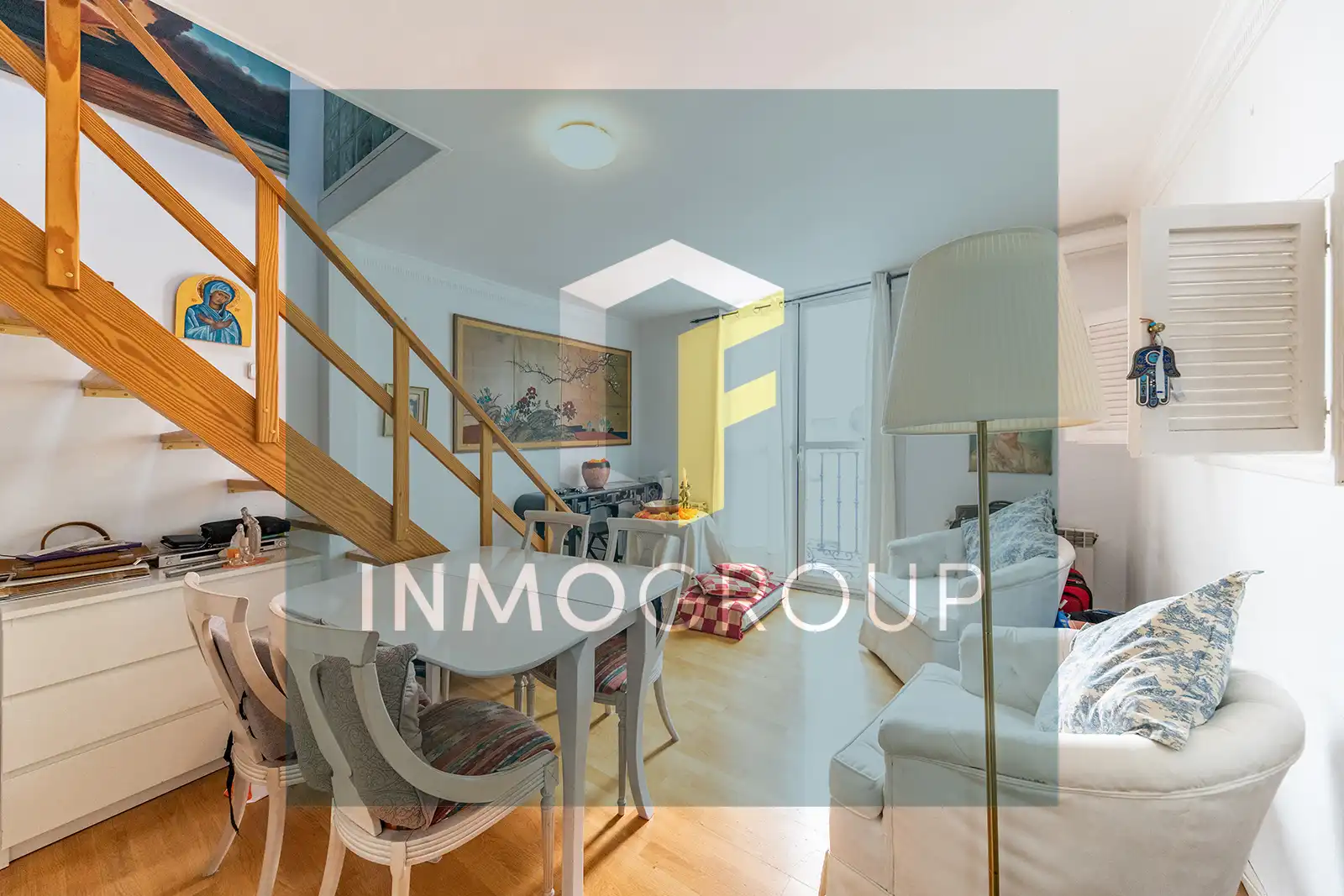 Duplex with lift for sale in Calle de los Madrazo
