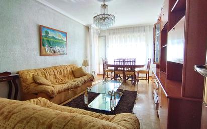 Living room of Flat for sale in Medina del Campo  with Balcony