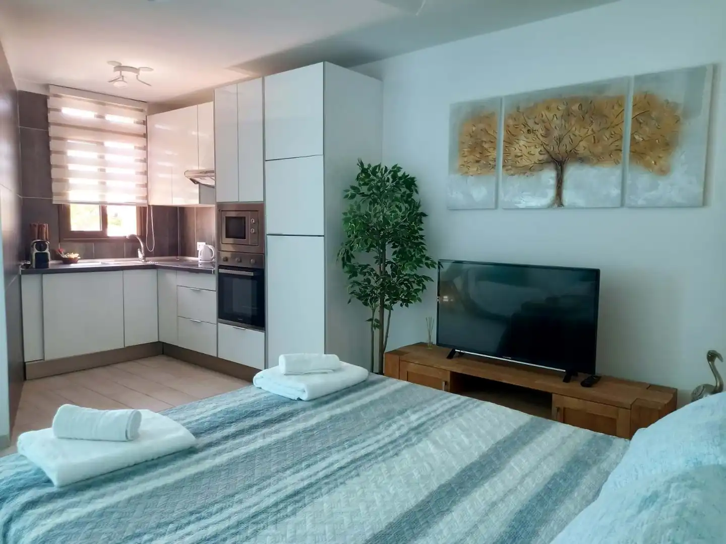 Habitación de Estudio en venta en Arona con Terraza, Piscina y Balcón