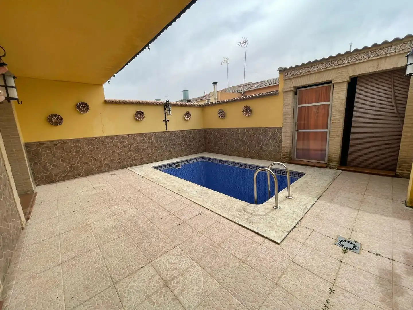Houses for sale in Lopera