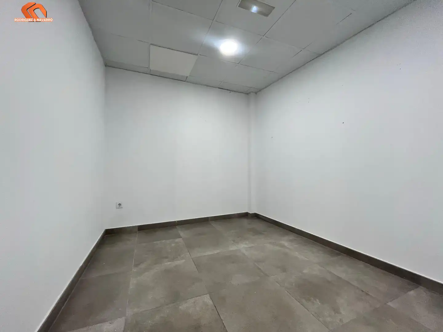 Gewerbefläche zur Miete in Avenida Ansite 110, imagen 13
