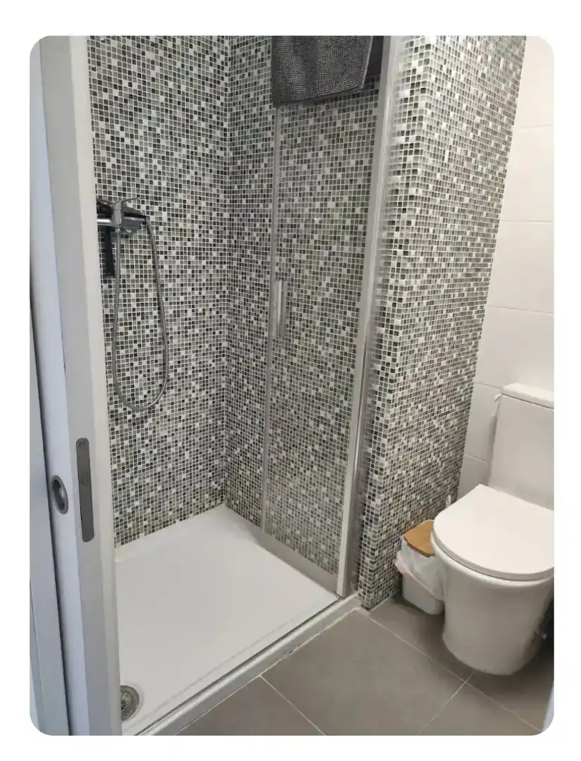 Bany de Apartament de lloguer en Moncofa amb Piscina i Balcó