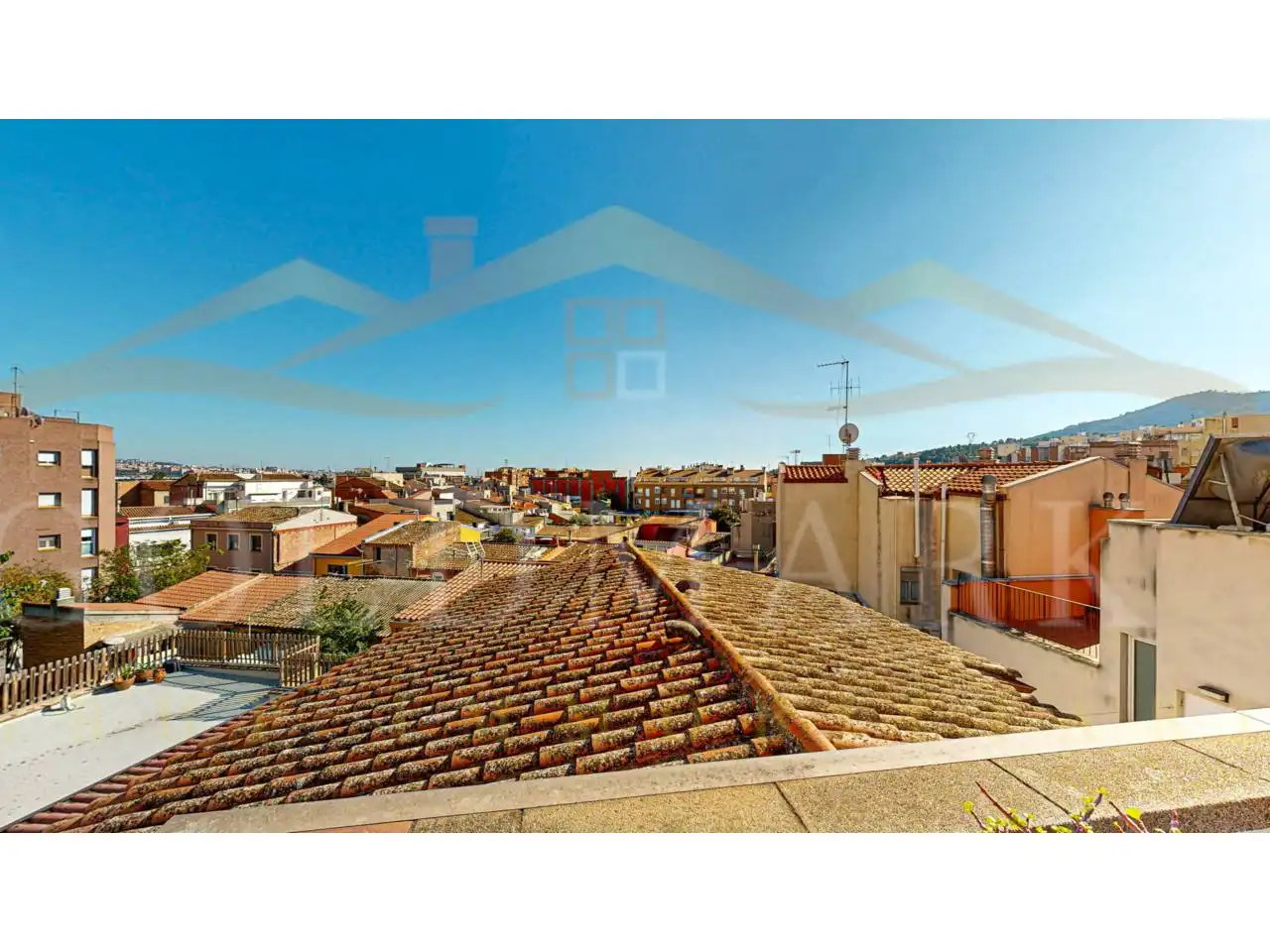 Vista exterior de Piso en venta en Sant Vicenç Dels Horts con Aire acondicionado, Calefacción y Parquet
