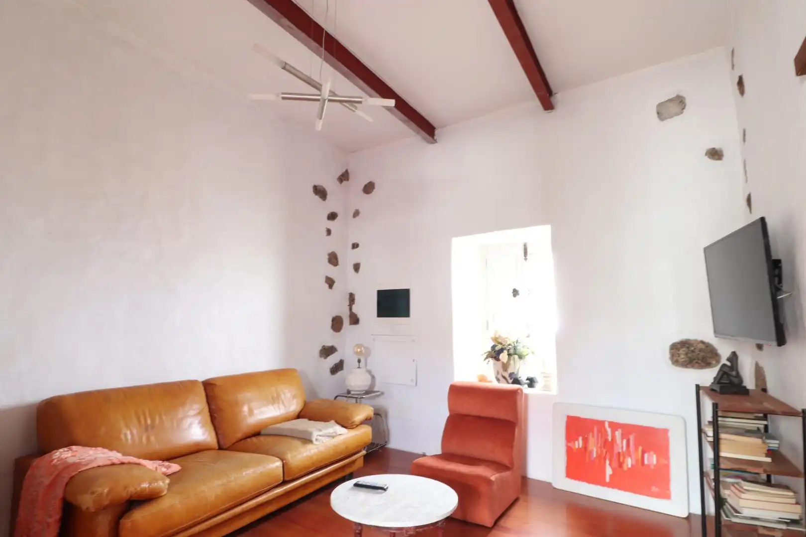 Sala d'estar de Casa o xalet en venda en Yaiza amb Terrassa, Traster i Moblat