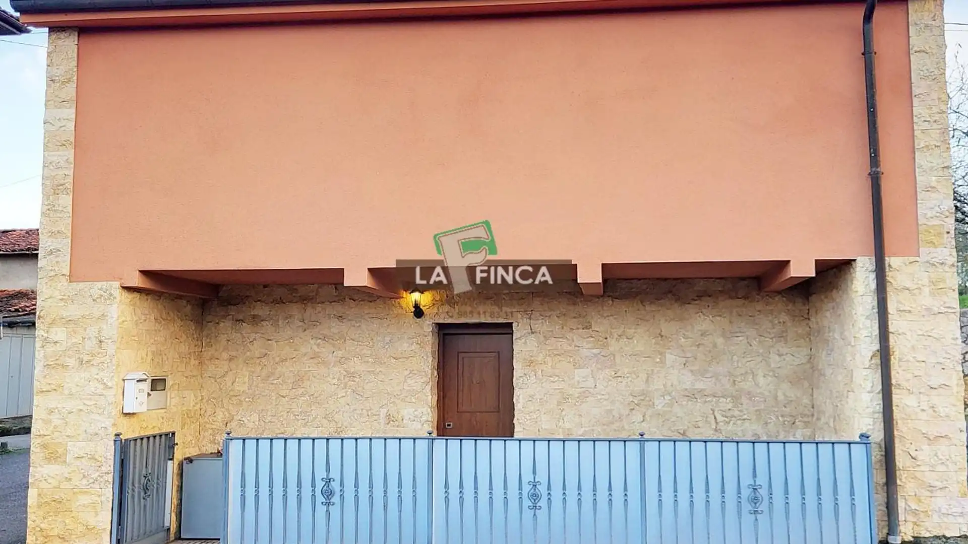 Exterior view of Houses for sale in Candamo  with Heating and Storage room