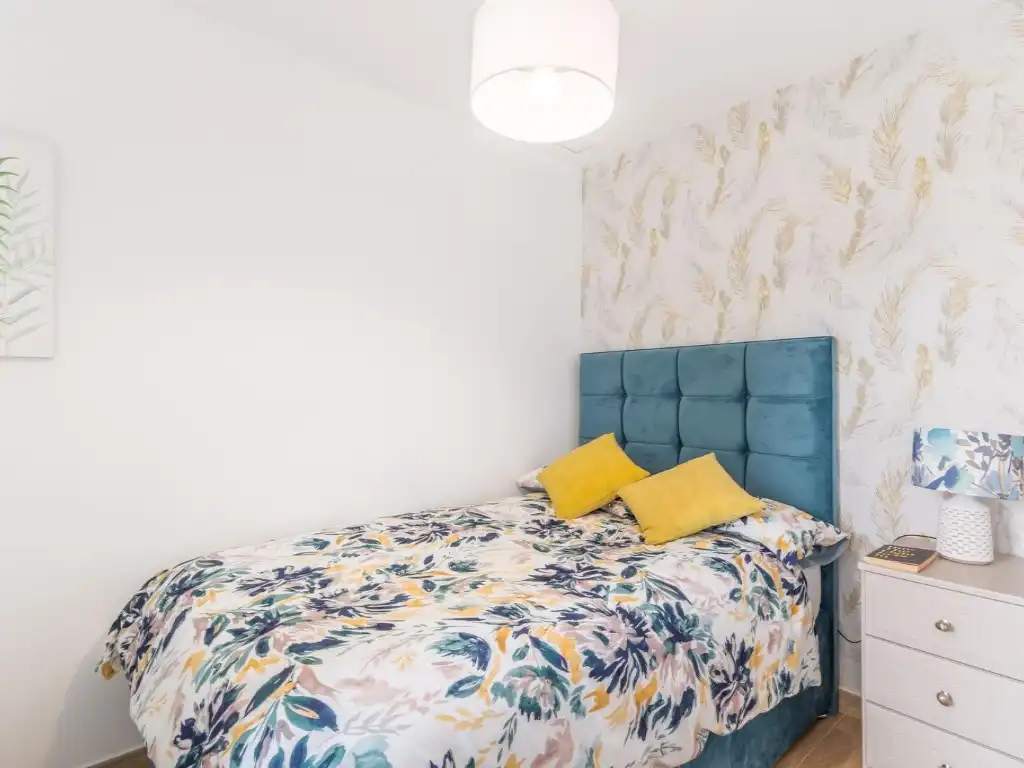 Dormitori de Casa o xalet de lloguer en Santa Pola amb Aire condicionat, Piscina i Moblat