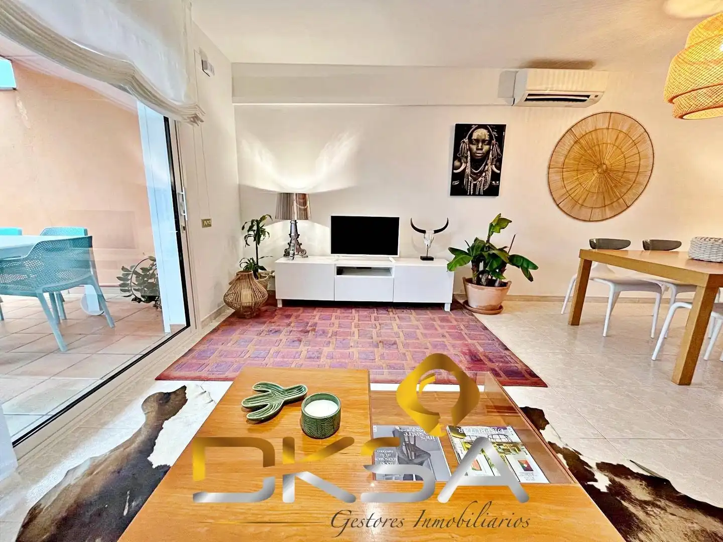 Sala d'estar de Casa adosada en venda en Almazora / Almassora amb Aire condicionat, Calefacció i Terrassa