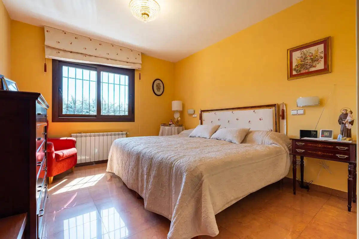 Chalet con terraza en venta en Pino Alto - Navarredonda, imagen 16