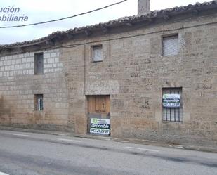 Außenansicht von Haus oder Chalet zum verkauf in Sasamón