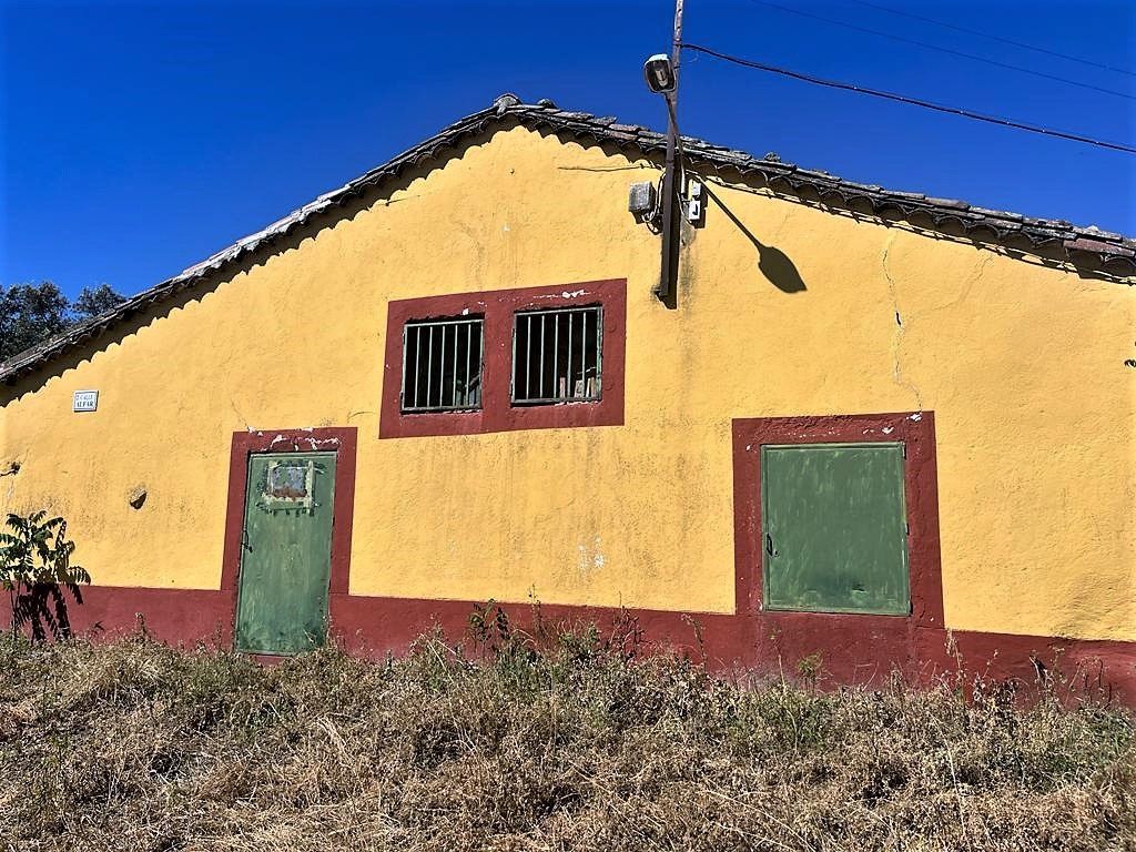 Exterior view of House or chalet for sale in Sotillo de la Adrada